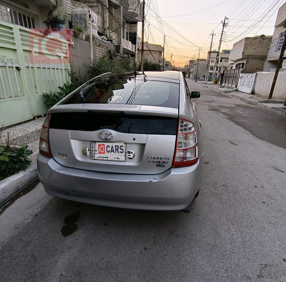 تۆیۆتا پریوس